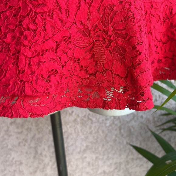 Lulus cherry red lace deep V neck mini dress small EUC - Picture 4 of 8